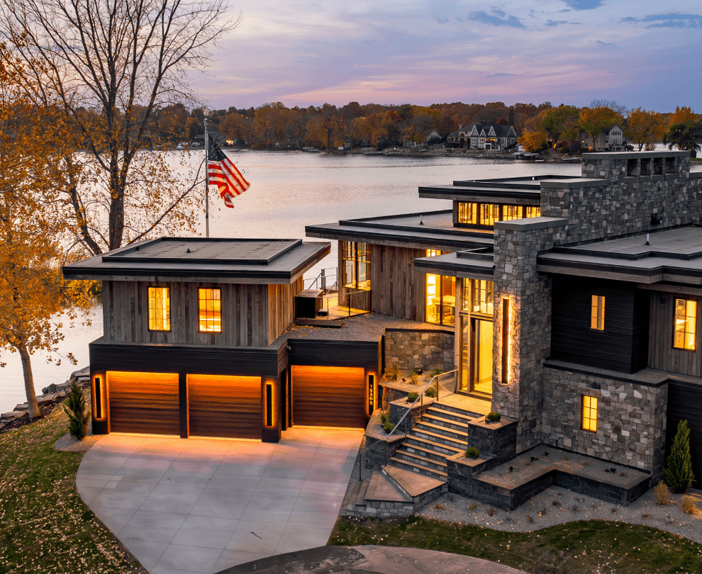 Luxury Lakefront Living